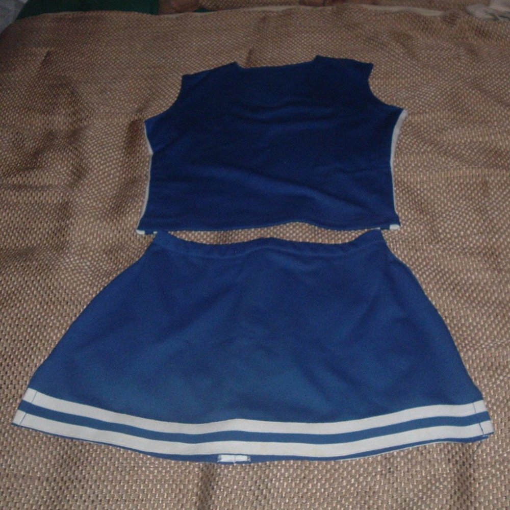 Cheerleading Uniform Package - Size XL